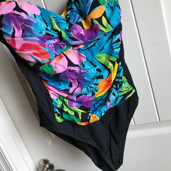 La Blanca Island Goddess Underwire Mesh One Piece Swimsuit - Beach House Gift Boutique